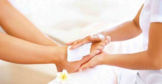 Ból stopy – choroba, nerwiak, neuralgia, metatarsalgia Mortona