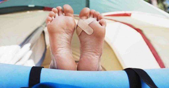 Leczenie odcisków poprzez pedicure leczniczy