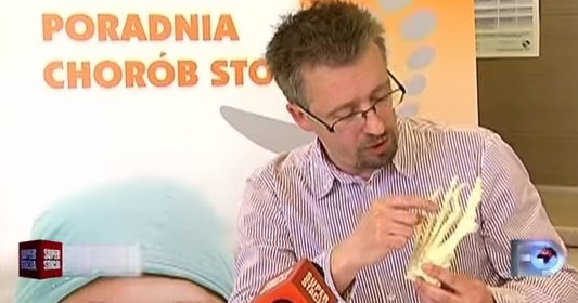 Dr Krzysztof Bryłka z Poradni Chorób Stopy został ekspertem w wieczornym wydaniu programu w Superstacji