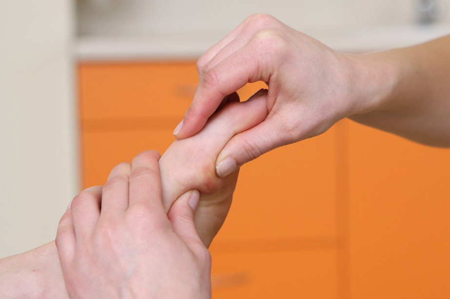 Rehabilitacja po operacji palucha koślawego (tzw. haluksa)