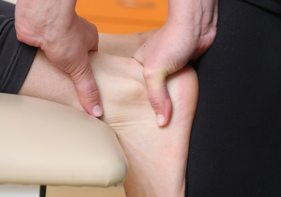 Rehabilitacja po urazach stopy i stawu skokowego